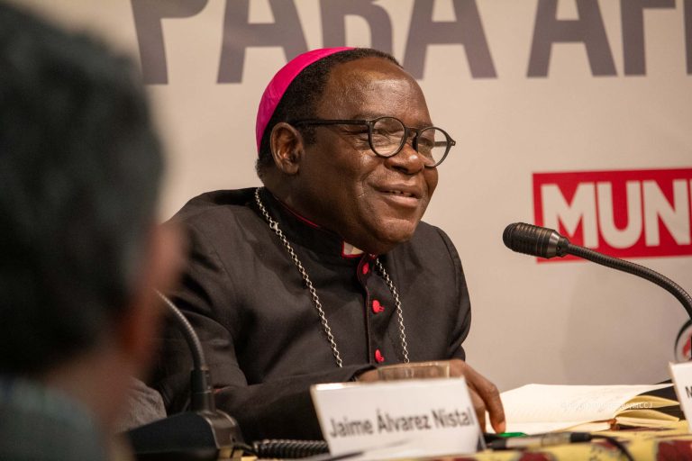 Monseñor Kukah, premio a la fraternidad.